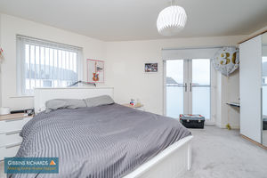 Bedroom- click for photo gallery